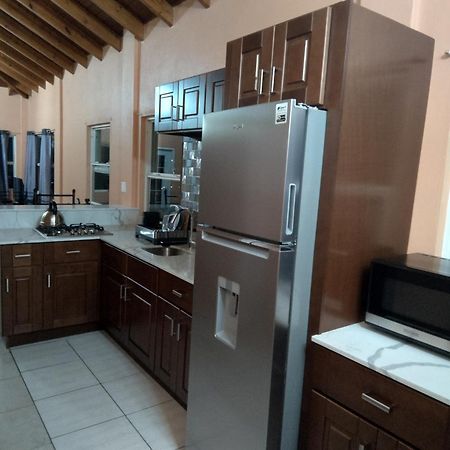 Zeus Estate Guesthouse St. John's Bagian luar foto