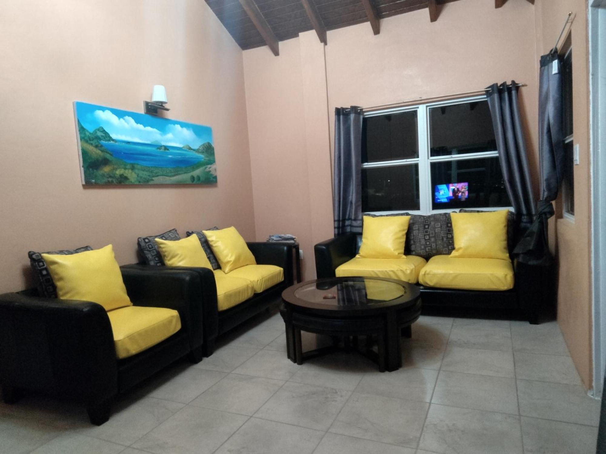 Zeus Estate Guesthouse St. John's Bagian luar foto